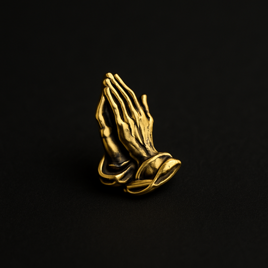 Small Praying Hands Gold Pin